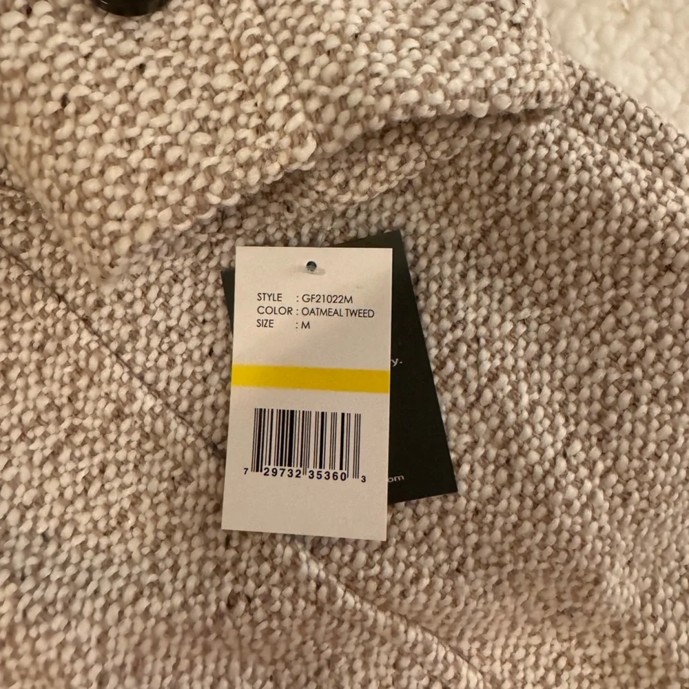 Gallery Wool-Blend Women's Walker Coat - Picture 6 of 9